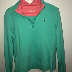 Vineyard vines sweater